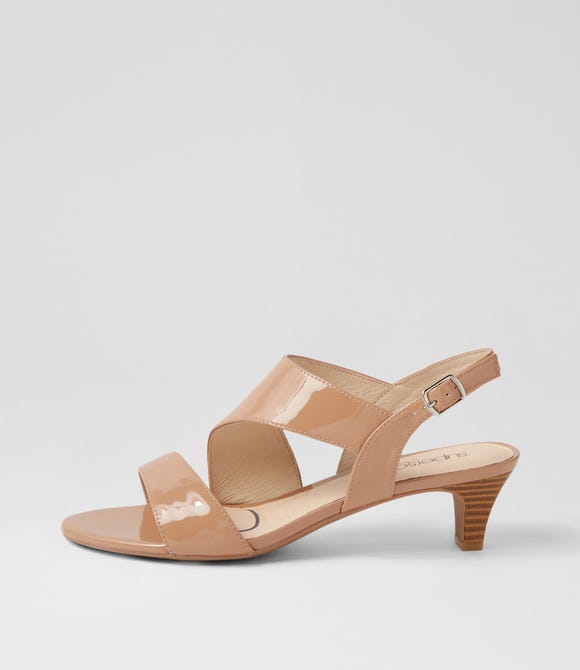 Dede Nude Patent Leather Sandals