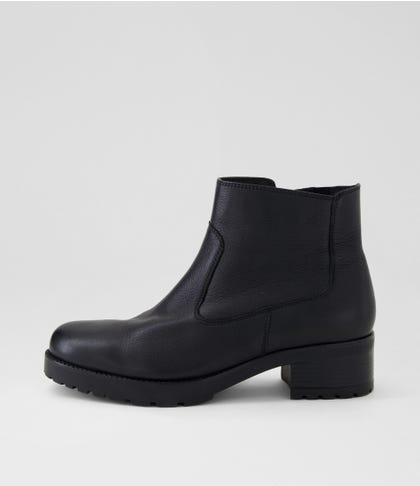 Kleanse D Black Leather Ankle Boots