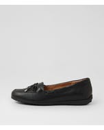 Fabias Black Leather Flat Shoes