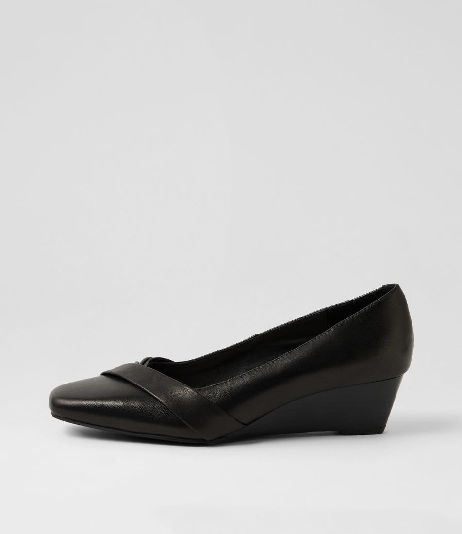 Savers Black Leather Heels